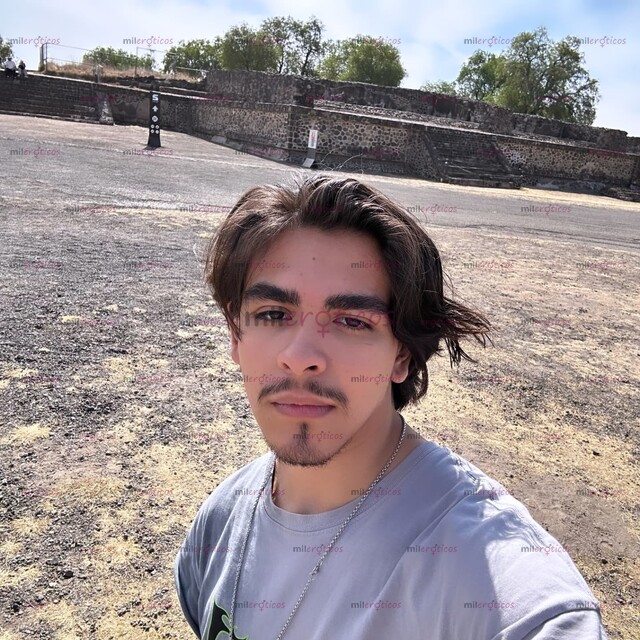 FOTOS DE JOVEN MASCULINO VERSATIL DISPONIBLE EN TU CIUDAD