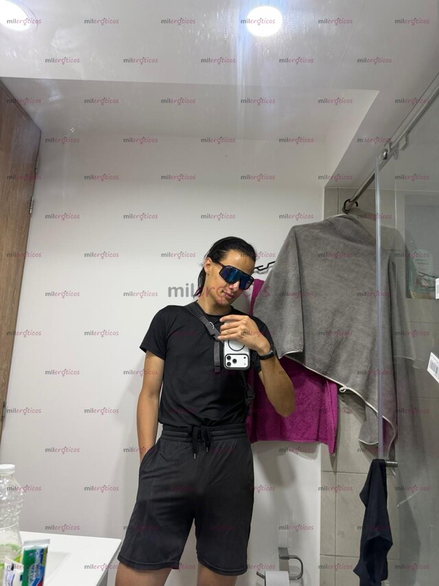 FOTOS DE SERVICIO DE GIGOLO SOLO PARA MUJERES, FULL RENDIMIENTO.