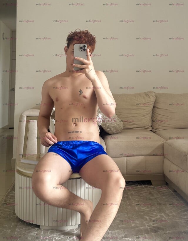 FOTOS DE HOLA, MUCHO GUSTO ME LLAMO CAMILO, TENGO 22 AÑOS, PASIVO Y SOY UNIVERSITARIO.