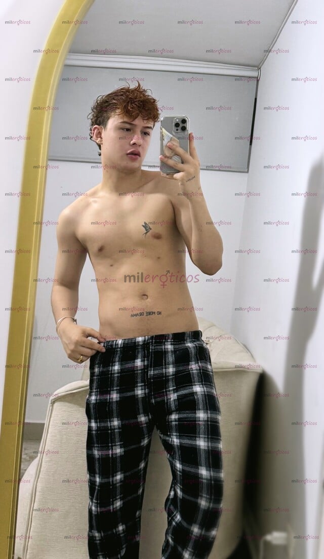 FOTOS DE HOLA, MUCHO GUSTO ME LLAMO CAMILO, TENGO 22 AÑOS, PASIVO Y SOY UNIVERSITARIO.
