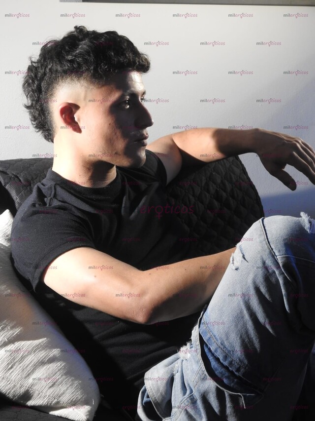 FOTOS DE POLLO ACTIVO DOTADO SERIO DISCRETO Y LECHERO VENTA DE CONTENIDO XX