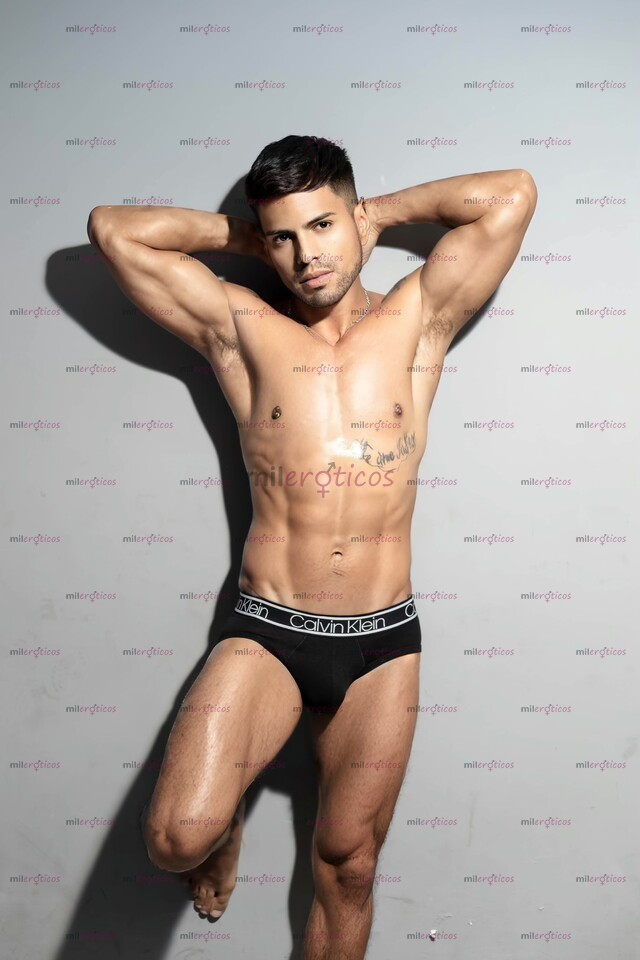 FOTOS DE CHICO COMPLACIENTE Y MORBOSO FIESTERO COCHONDO Y BIEN MORBOSO LATINO