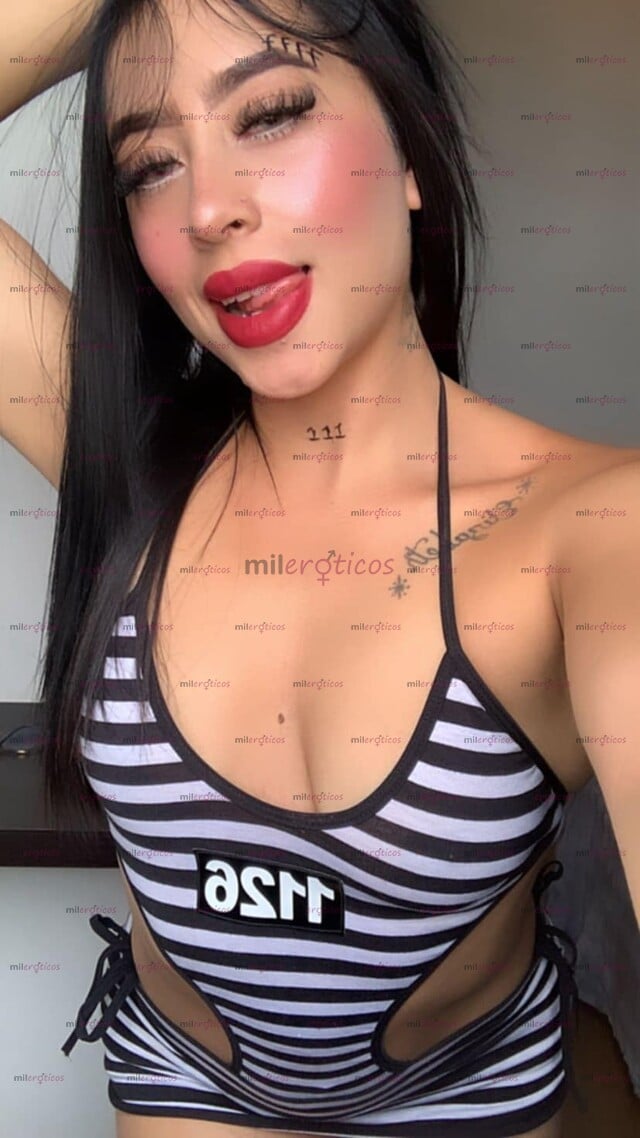 FOTOS DE LIZZ JOVE HERMOSA CON CUERPO EXOTICO PEZONES PERFORADOS AGRADABLE Y DIVERTIDA