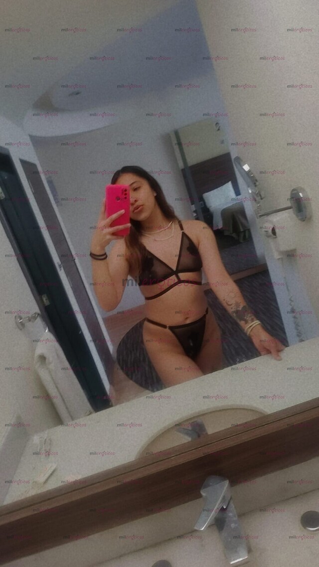 FOTOS DE SOFIA 21 AÑOS, NALGONA Y MUY COMPLACIENTE