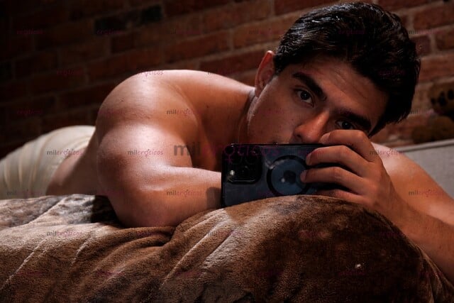 FOTOS DE JOSH PASIVO CULON MACHÍN, AGUANTADOR MORBOSO.
