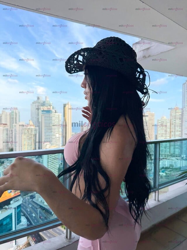 FOTOS DE SI BUSCAS PRIVACIDAD, RESPETO Y UNA CHICA TRANS MUY FEMENINA.