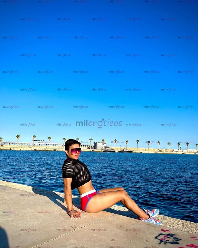 FOTOS DE NUEVO POR TU CUIDAD JOVEN CULON Y COMPLACIENTE