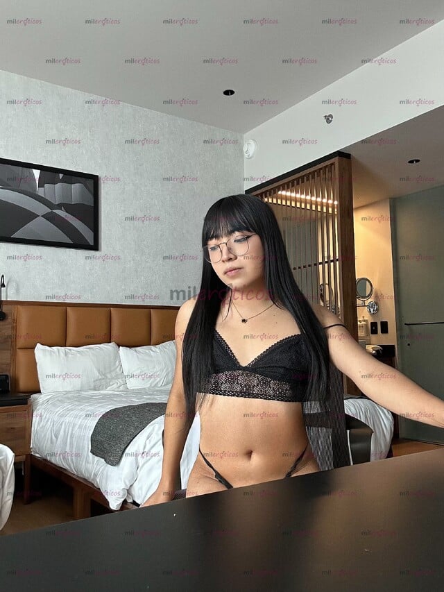 FOTOS DE NAYDEEN NIÑA ASIAN DE TAMAÑO PEQUEÑO PARA PASARLA MUY RICO