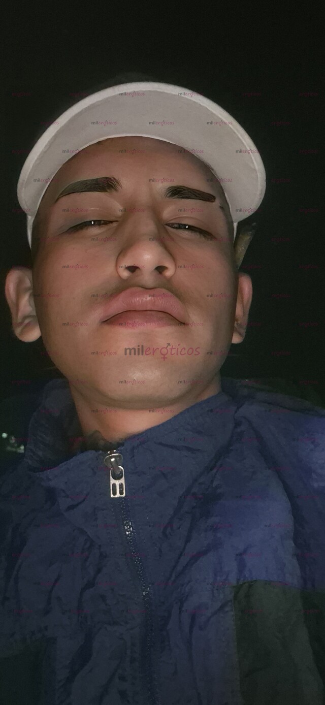 FOTOS DE HOLA BUENAS TARDES MI NOMBRE ES LEO, TENGO 21 AÑOS Y HAGO SERVICIOS JEJE