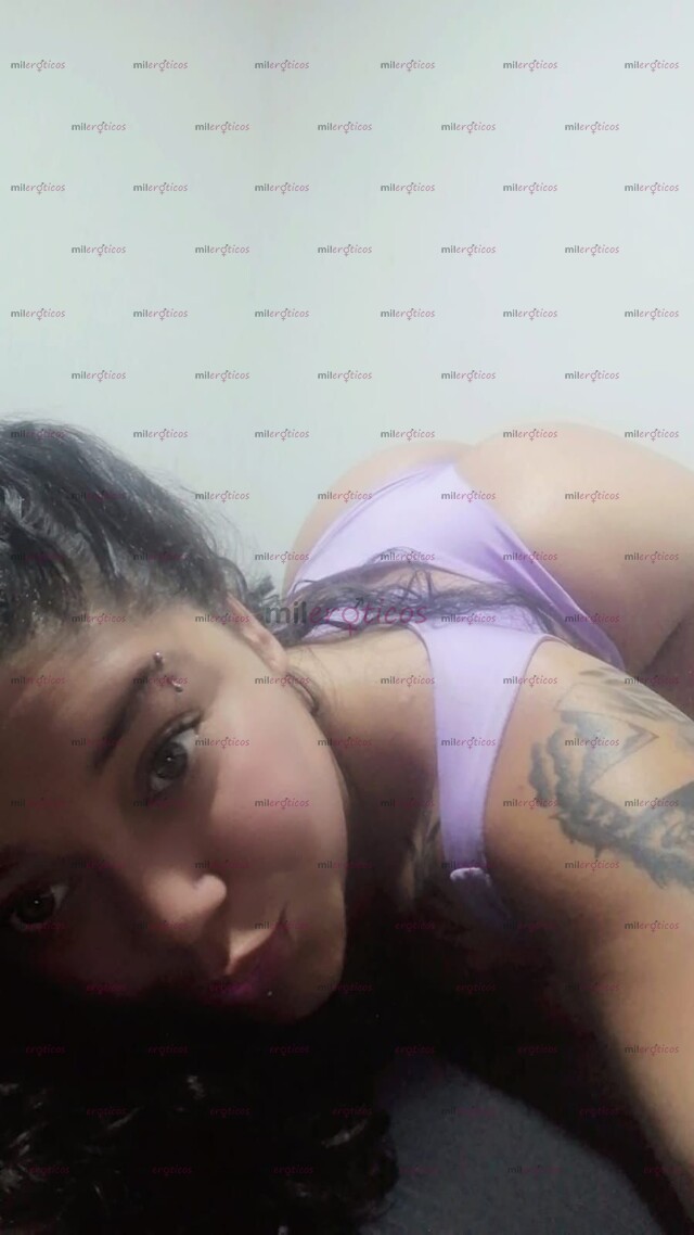 FOTOS DE HOLA SOY ADRIANA SOY NUEVA ACÁ TENGO 23AÑOS