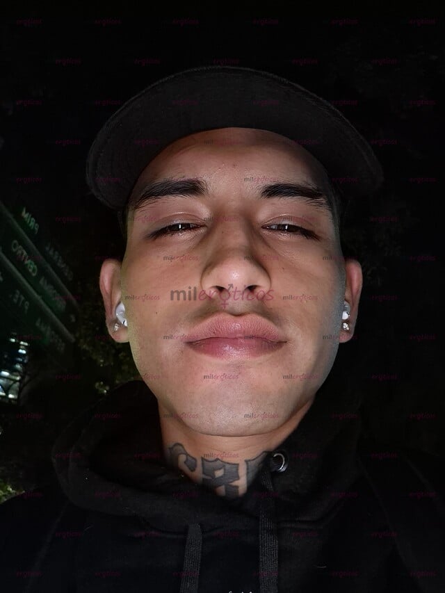 FOTOS DE HOLA BUENAS TARDES MI NOMBRE ES LEO, TENGO 21 AÑOS Y HAGO SERVICIOS JEJE