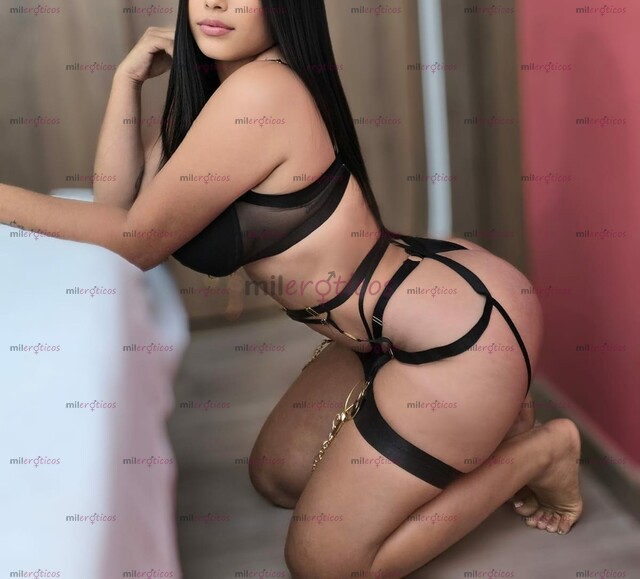 FOTOS DE FLAQUITA DELICIOSA ALTA ESBELTA SENOS Y COLA PARADITOS