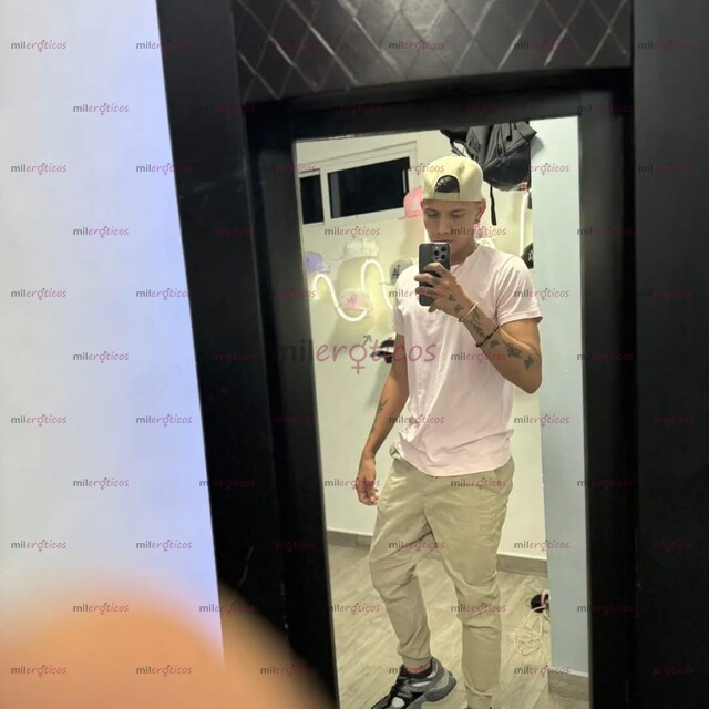 FOTOS DE FLACO VERGON 100% SERIO. PARA TUS TUS ÓRDENES VENEZOLANO