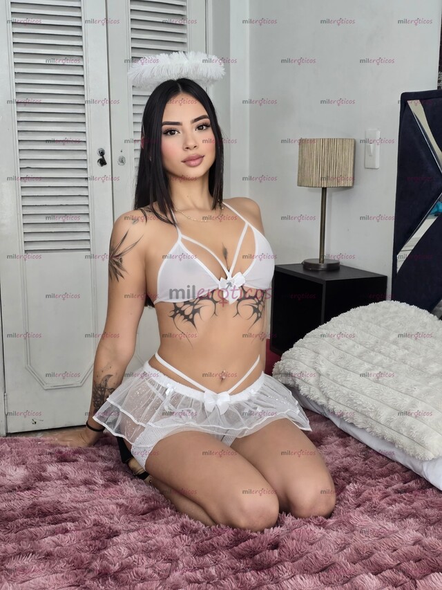 FOTOS DE MÍA UNA MUÑEQUITA HERMOSA SCORT VIP Y COMPLETAMENTE NATURAL