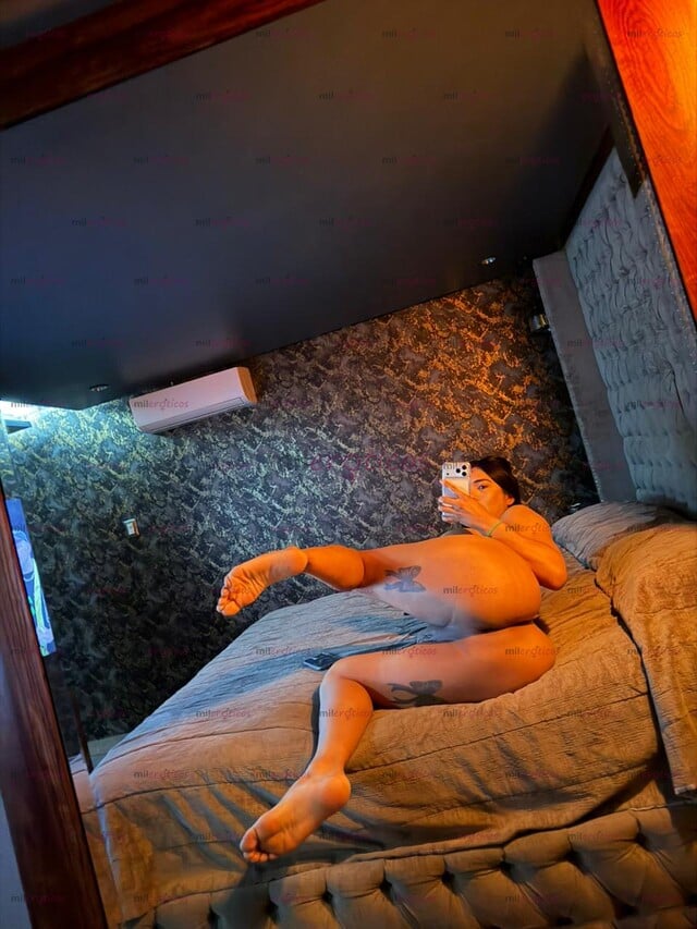 FOTOS DE TU PELINEGRA FAVORITA SUPER CASHONDA SOY UN. CUERPO DE IMPACTO ASHLEEY