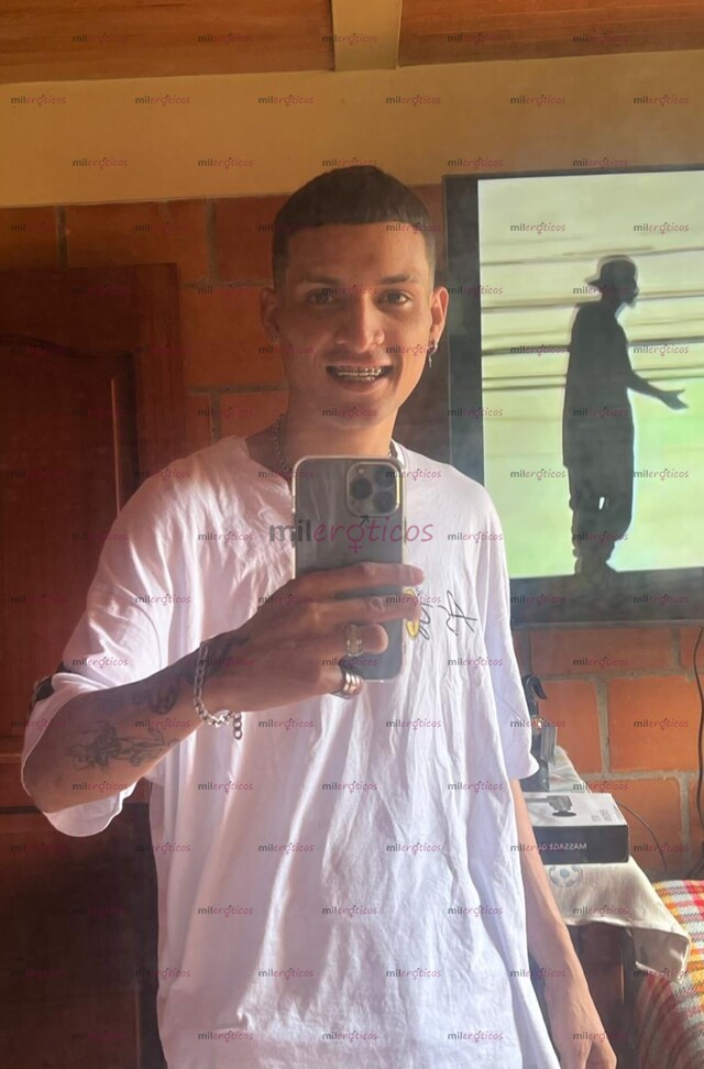 FOTOS DE VIDEO EXCLUSIVO ROMPIENDO VAGINA O CULO DERRAMANDO LECHE A MUY BUEN PRECIO