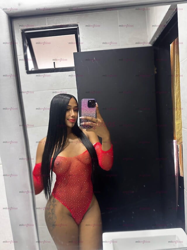 FOTOS DE ATRIBUTOS SUPER FEMENINOS CULONA PIERNONA TETONA SÚPER DELICADA VERSÁTIL