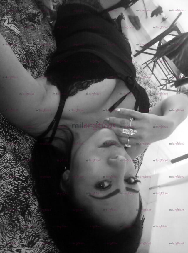 FOTOS DE HOLA SOY UNA MILF , SI BUSCAS PLACER REAL AKY ESTOY DISPONIBLE AMOR CON LUGAR