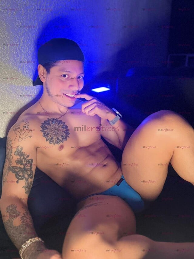 FOTOS DE CHICO FIT VERGA GRUESA TATUADO DISPONIBLE EN TU CIUDAD