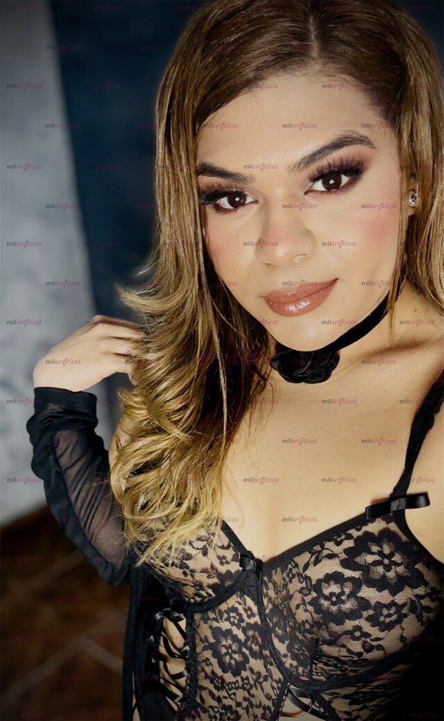 FOTOS DE JOSELYN LA MÁS BELLA EL MEJOR TRATO LO TENDRÁS CONMIGO SOY FUEGO Y PASION