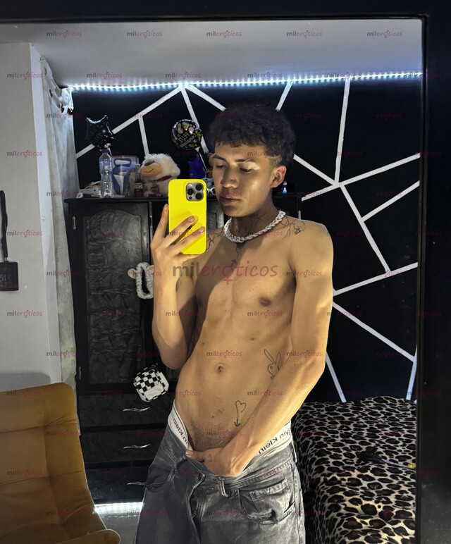 FOTOS DE ARRECHO COMPLACIENTE EDUCADO BUEN TRATO DISPUESTO A COMPLACER TUS DESEOS