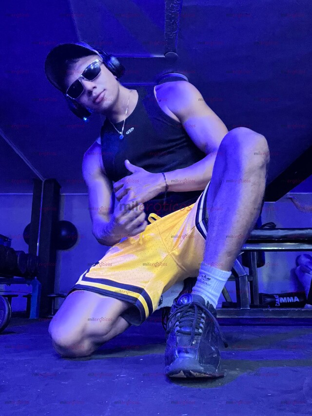 FOTOS DE CHICO APUESTO ATLÉTICO SIN LÍMITES EN TU CIUDAD