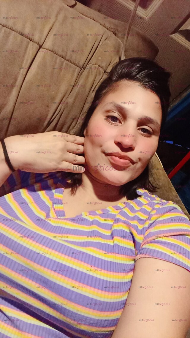 FOTOS DE HOLA SOY KARINA CHAPARRITA SIMPÁTICA CABELLO CORTO NEGRO