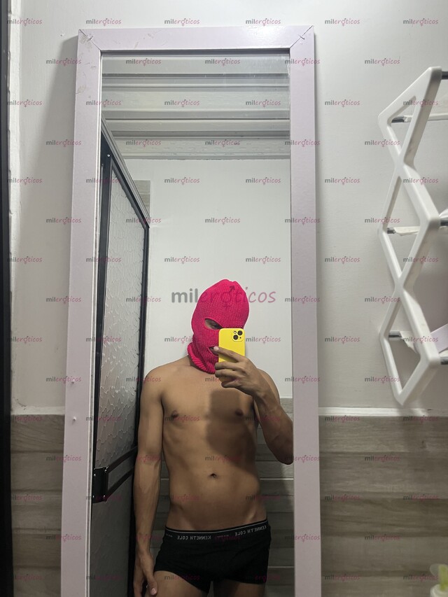 FOTOS DE CHICO VERSÁTIL CALIENTE CON GANAS DE CULEAR