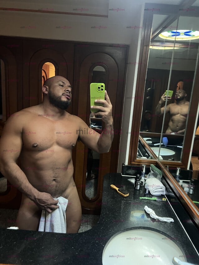 FOTOS DE NICOLÁS CHACAL VERGON LLENO DE LECHE SEMENTAL PARA MONTAR HEMBRAS