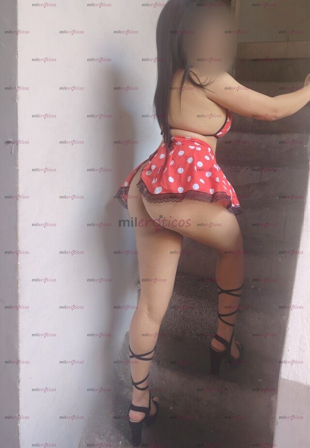 FOTOS DE SOFÍA LINDA Y ARDIENTE CHICA EN BOSA CON RICA CHUPADERA VEN