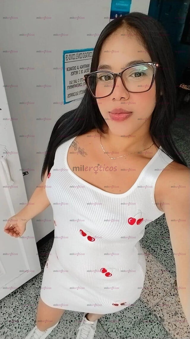 FOTOS DE TU MORENA CARIÑOSA Y SABROSA, ESTÁ DISPUESTA A CONOCER Y TENER NUEVA EXPERIENCIA