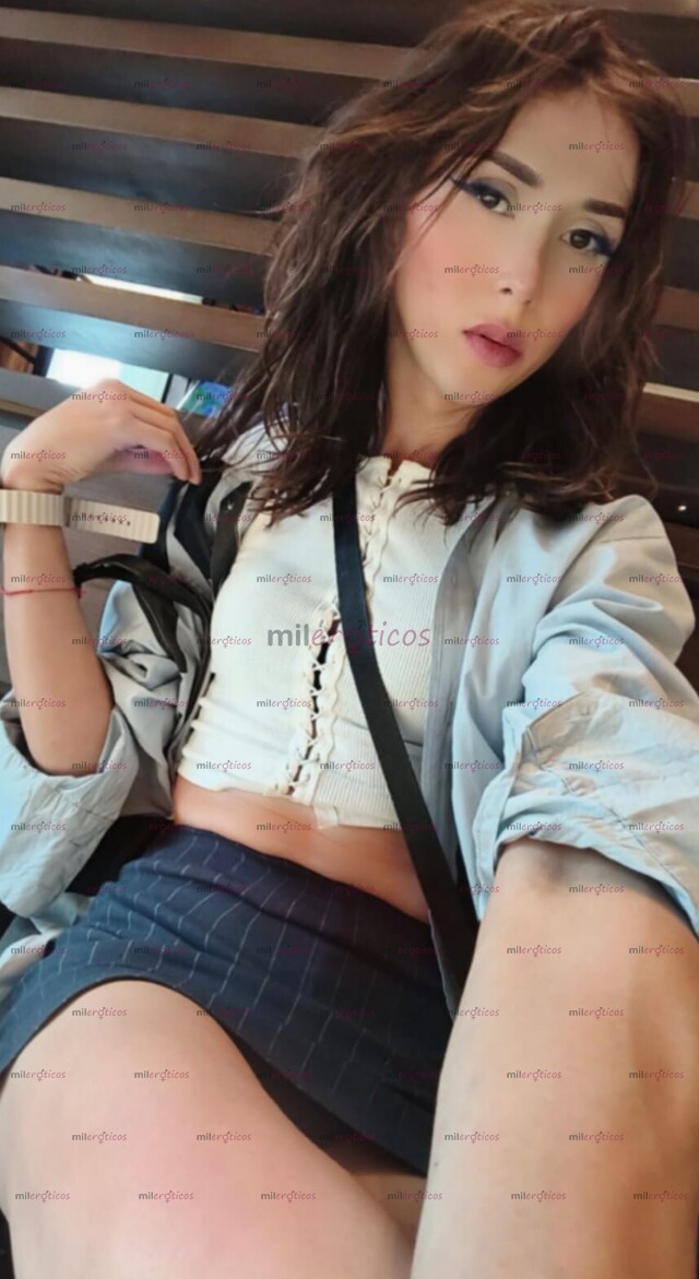 FOTOS DE VAL CHICA TRANS MUY FEMENINA, ALTA, NALGONA, DELGADA Y MUY COMPLACIENTE