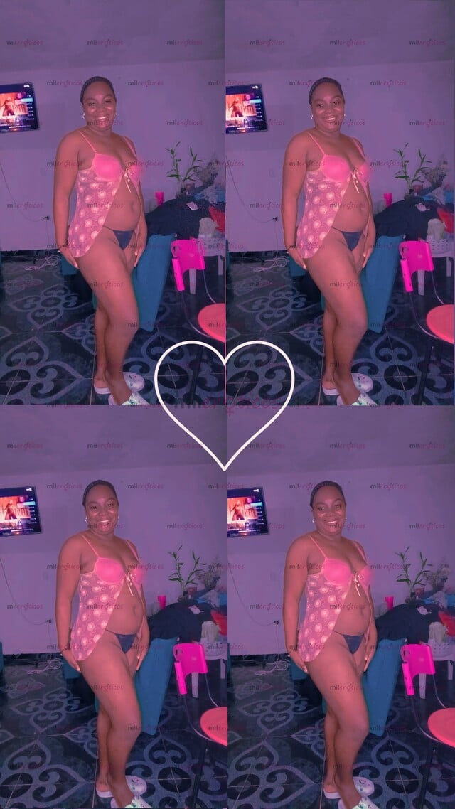 FOTOS DE NEGRA ARDIENTE CON GANAS DE LECHE DISPONIBLE PARA TI 24 7