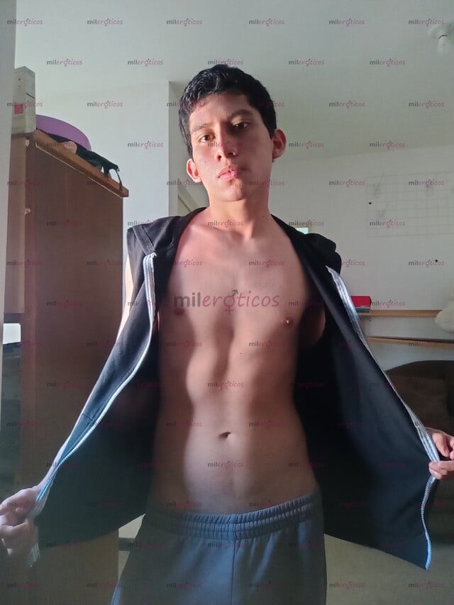 FOTOS DE ESCORT CREADOR DE CONTENIDO GAY 19 AÑOS , DISPONIBLE SÁBADOS Y MIÉRCOLES