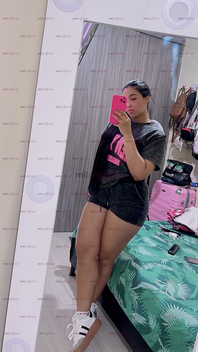 FOTOS DE PROMO 5 MIN X 10 MIL MORENA NALGONA MUY ARRECHA CON GANAS DE SACARTE LA LECHITA