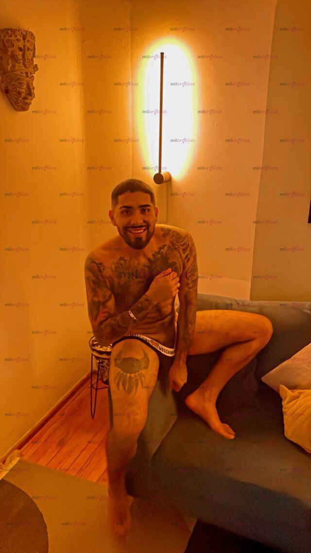 FOTOS DE NORTHERN MEXICAN GUY TATTOOED, MASCULINE & OPEN MINDED MEXICANO NORTEÑO