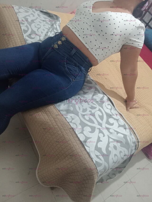 FOTOS DE QUIERO LECHE!! TENGO LA CHOCHA APRETADA Y CALIENTE!