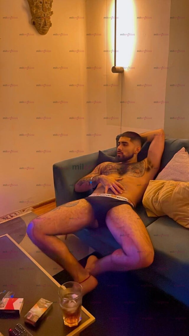 FOTOS DE NORTHERN MEXICAN GUY TATTOOED, MASCULINE & OPEN MINDED MEXICANO NORTEÑO