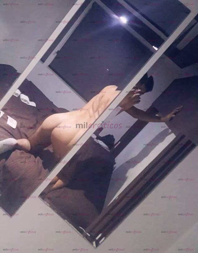 FOTOS DE UNIVERSITARIO COMPLACIENTE,CHAVITO SÚPER CALIENTE.