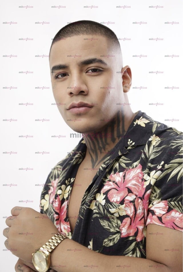 FOTOS DE GIGOLO, TERAPEUTA PROFESIONAL, CHAKAL ALTO MOENO Y MÚSCULOSO, EXCLUSIVO MUJERES.