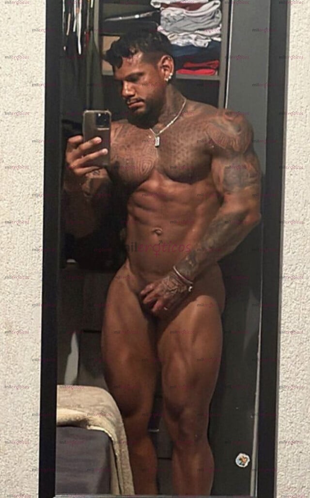 FOTOS DE MORENO CARIBEÑO MUSCULOSO FITNESS SÚPER NALGON Y VERGA