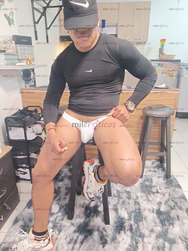 FOTOS DE GAEL DISPONIBLE PARA DARTE FULL VERGA Y LLENARTE DE SEMEN CON SUS 23CM