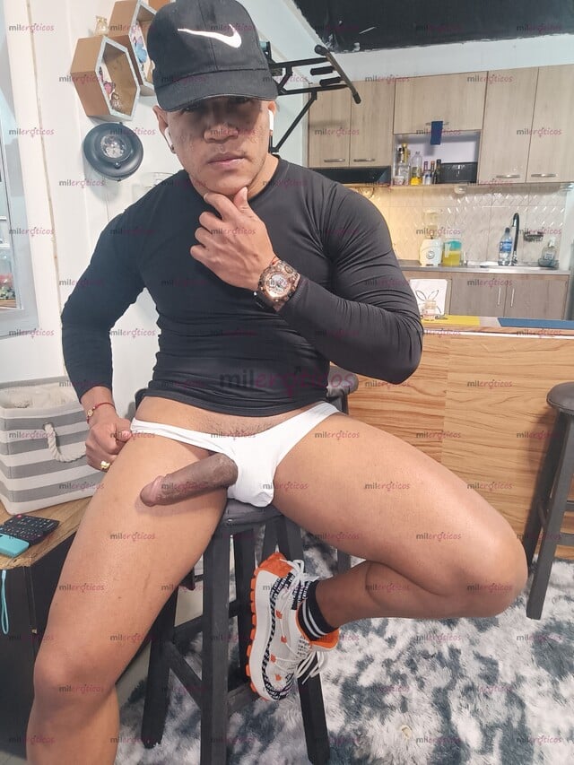 FOTOS DE GAEL DISPONIBLE PARA DARTE FULL VERGA Y LLENARTE DE SEMEN CON SUS 23CM