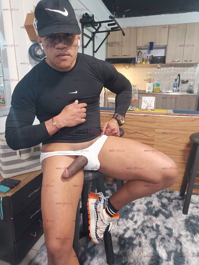 FOTOS DE GAEL DISPONIBLE PARA DARTE FULL VERGA Y LLENARTE DE SEMEN CON SUS 23CM
