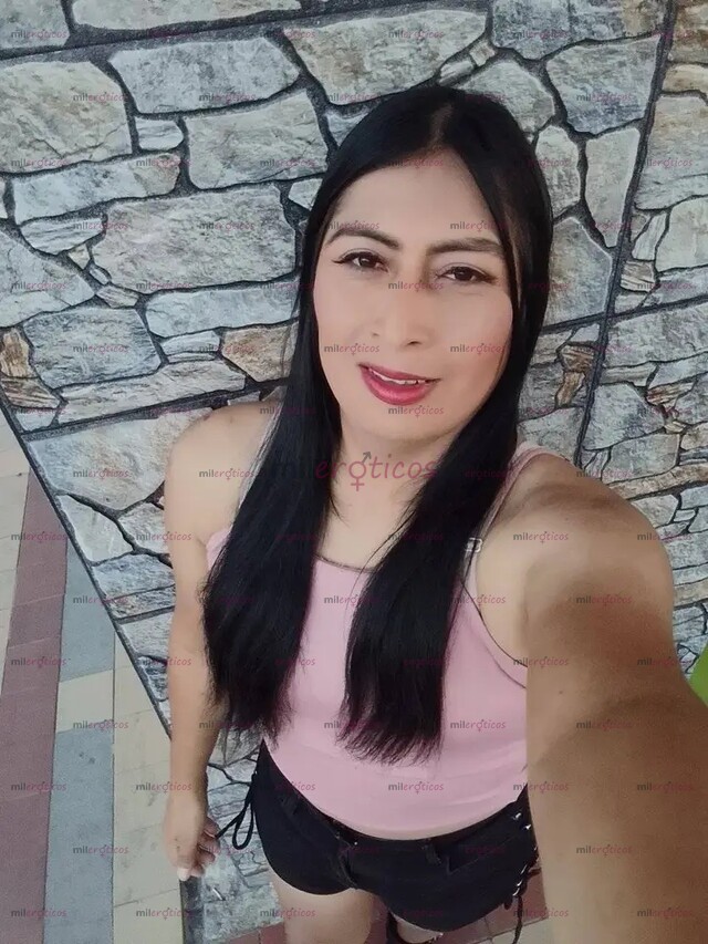 FOTOS DE PASIVA BIEN RICA EXPERTA CHUPANDO Y SACANDO LECHE