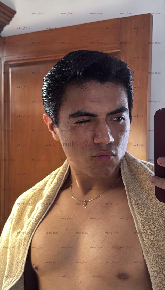 FOTOS DE CHICO DISCRETO, COMPLACIENTE Y CARIÑOSO
