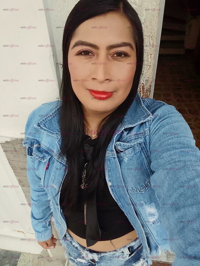 FOTOS DE PASIVA BIEN RICA EXPERTA CHUPANDO Y SACANDO LECHE