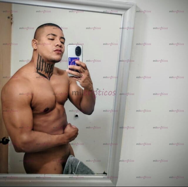 FOTOS DE GIGOLO, TERAPEUTA PROFESIONAL, CHAKAL ALTO MOENO Y MÚSCULOSO, EXCLUSIVO MUJERES.