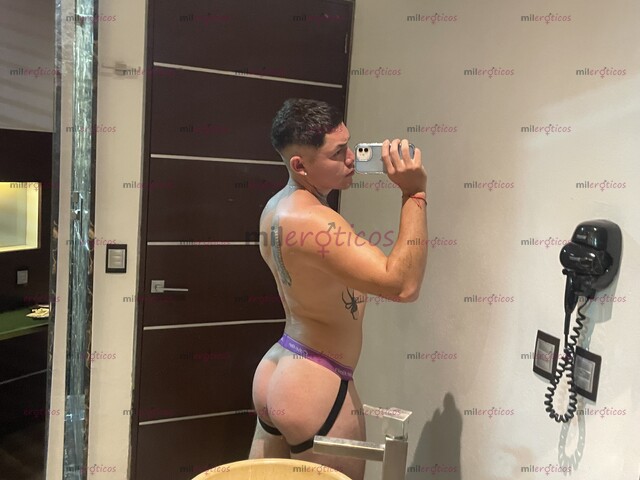 FOTOS DE GUAPO JOVEN CALIENTE, VAMOS A PASARLA RICO AMOR.