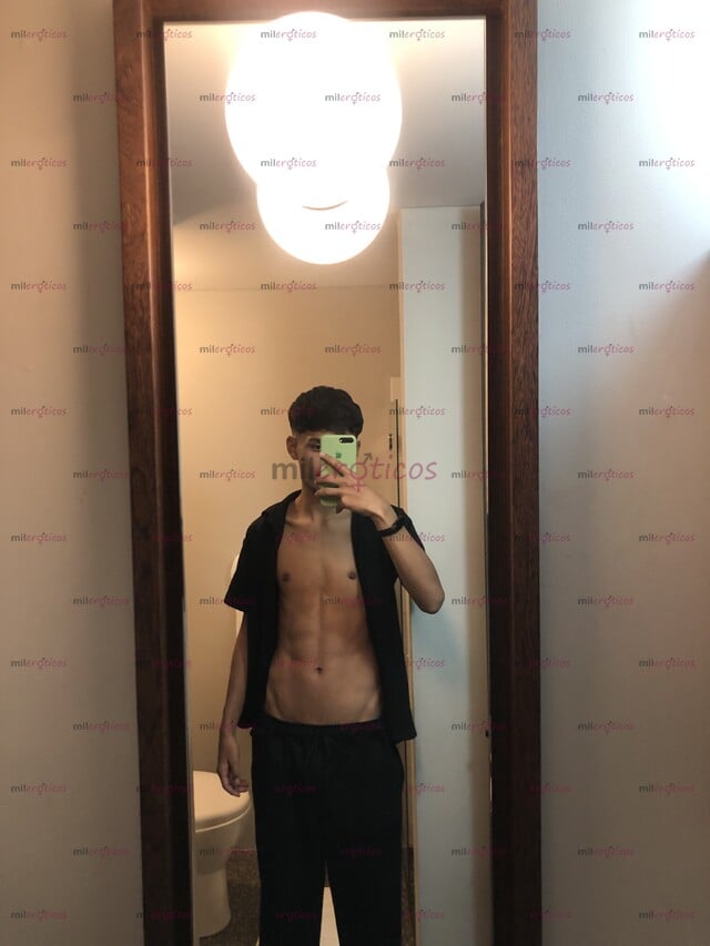 FOTOS DE JOVEN ALTO Y DELGADO, DISCRETO Y CON UNA ENERGÍA QUE ENGANCHA